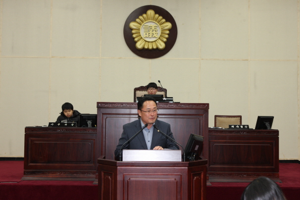 '안성청년회의소 주관 관내초등학교 회장단 안성시의회 방문' 게시글의 사진(6)