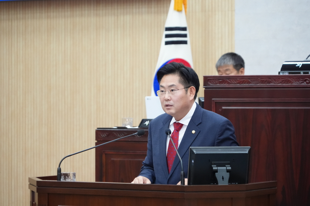 '제235회 안성시의회 제2차 정례회 3차 본회의' 게시글의 사진(9)