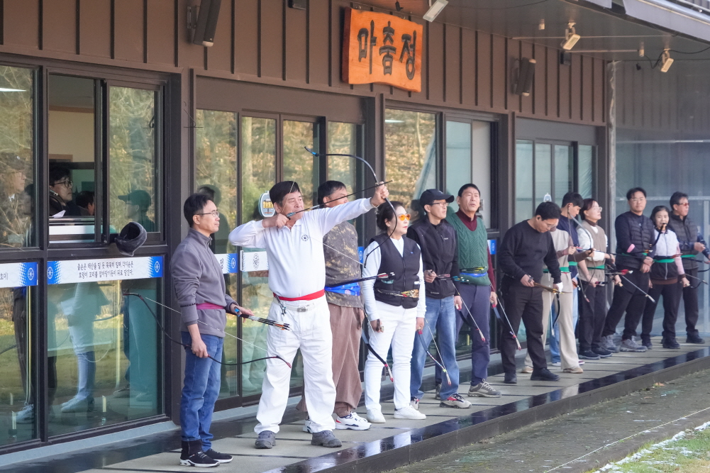 '제9회 안성시장기 남녀 궁도대회' 게시글의 사진(22)