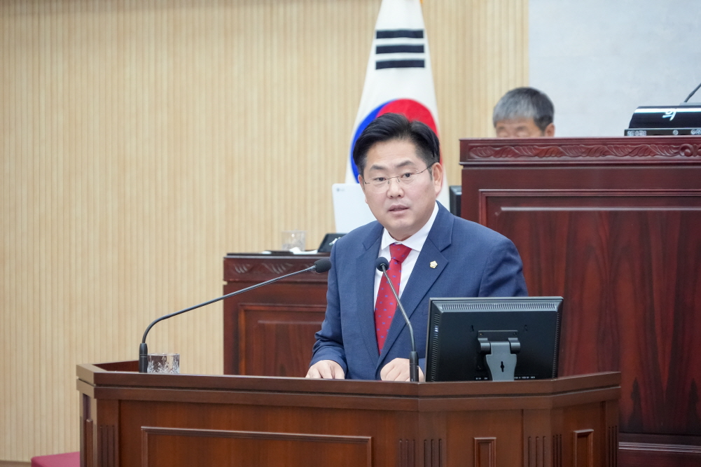 '제235회 안성시의회 제2차 정례회 3차 본회의' 게시글의 사진(12)