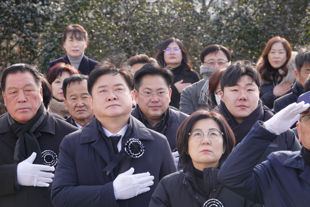 '2026년 병오년 신년참배' 게시글의 사진(8)