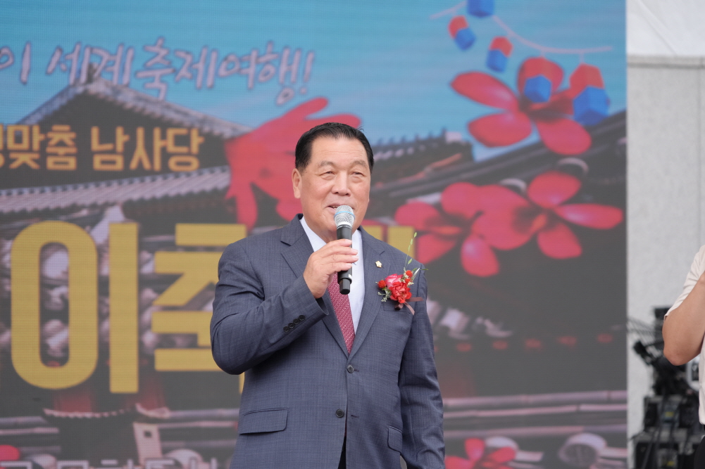 '2025 안성맞춤 남사당 바우덕이 축제 개장식' 게시글의 사진(37)