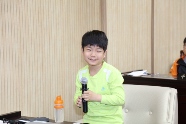 '백성초등학교 4학년 1반 열린의회 개최' 게시글의 사진(4)