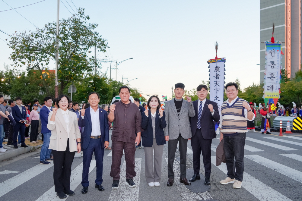 '2025 안성맞춤 남사당 바우덕이 축제  길놀이 및 전야제' 게시글의 사진(12)