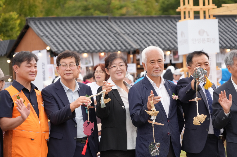 '2025 안성맞춤 남사당 바우덕이 축제 개장식' 게시글의 사진(22)
