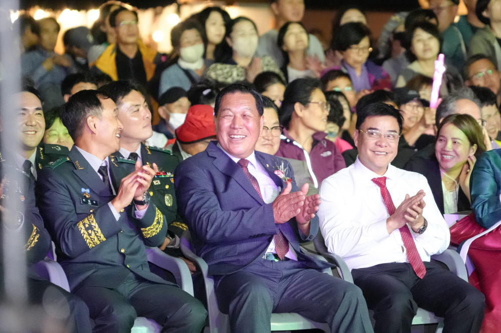 '2025 안성맞춤 남사당 바우덕이 축제 개막식' 게시글의 사진(9)