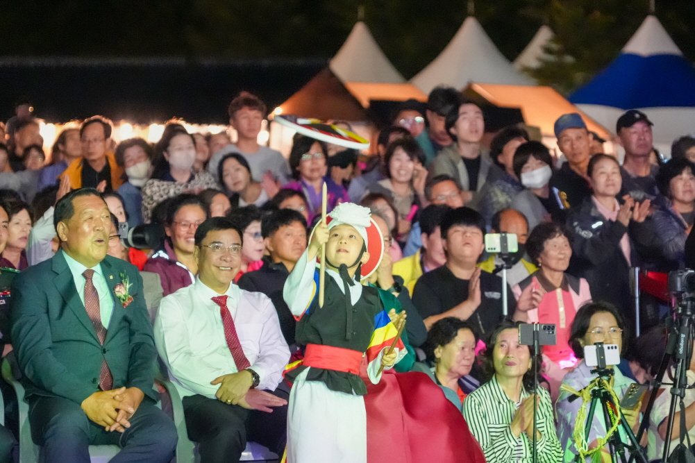 '2025 안성맞춤 남사당 바우덕이 축제 개막식' 게시글의 사진(12)