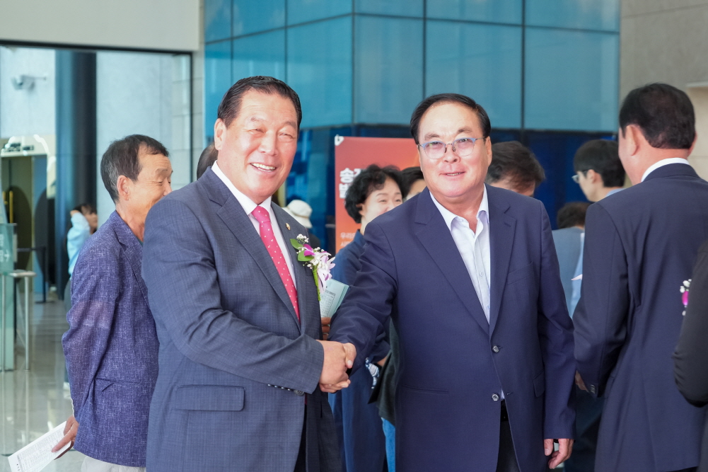 '노인의 날 기념행사' 게시글의 사진(2)