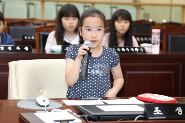 '백성초등학교 4학년 1반 열린의회 개최' 게시글의 사진(5)