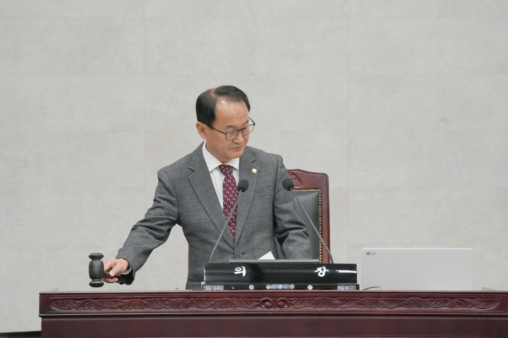 '제235회 안성시의회 제2차 정례회 제2차 본회의' 게시글의 사진(4)