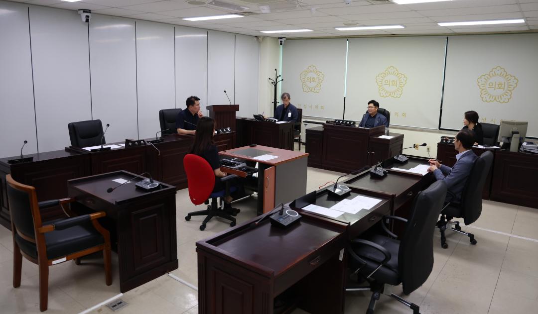 '제224회 제1차 정례회 폐회중 제1차 운영위원회' 게시글의 사진(4)
