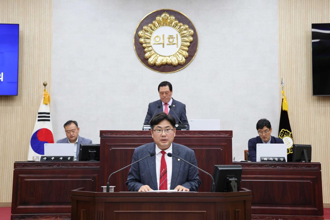 '제224회 안성시의회 제1차 정례회 제3차 본회의' 게시글의 사진(12) '제224회 안성시의회 제1차 정례회 제3차 본회의' 게시글의 사진(12)