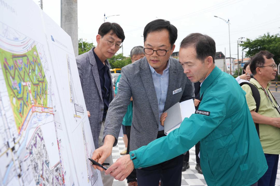 '제224회 안성시의회 제1차 정례회 제7차 행정사무감사특별위원회 현장확인' 게시글의 사진(46) '제224회 안성시의회 제1차 정례회 제7차 행정사무감사특별위원회 현장확인' 게시글의 사진(46)
