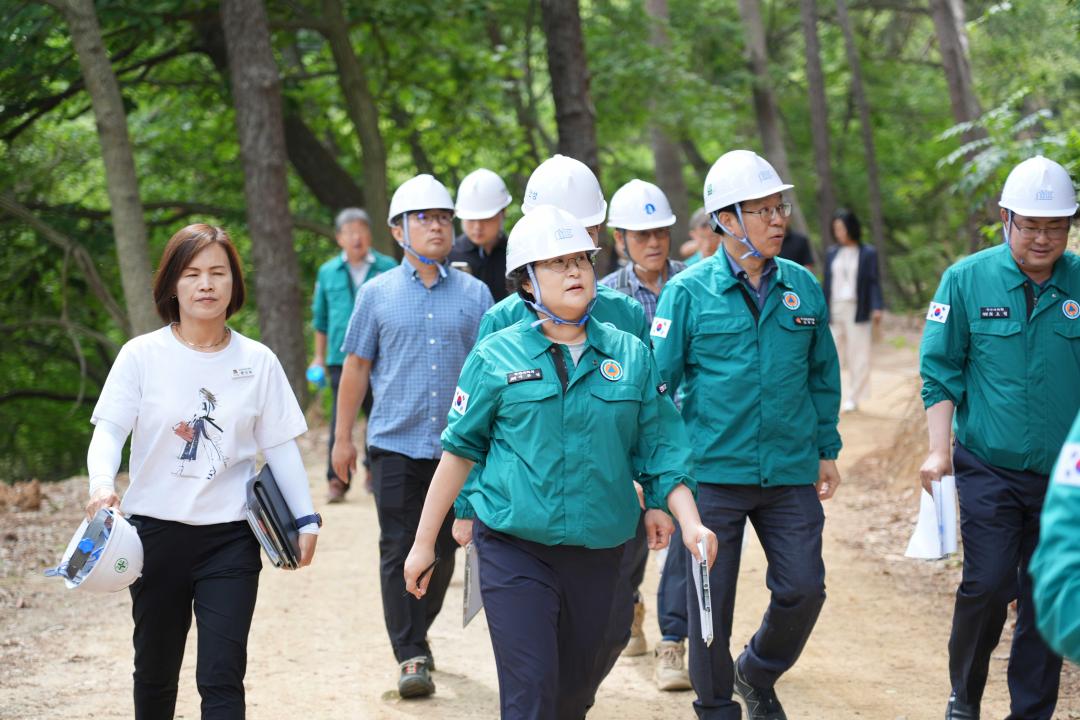 '제224회 안성시의회 제1차 정례회 제7차 행정사무감사특별위원회 현장확인' 게시글의 사진(6) '제224회 안성시의회 제1차 정례회 제7차 행정사무감사특별위원회 현장확인' 게시글의 사진(6)