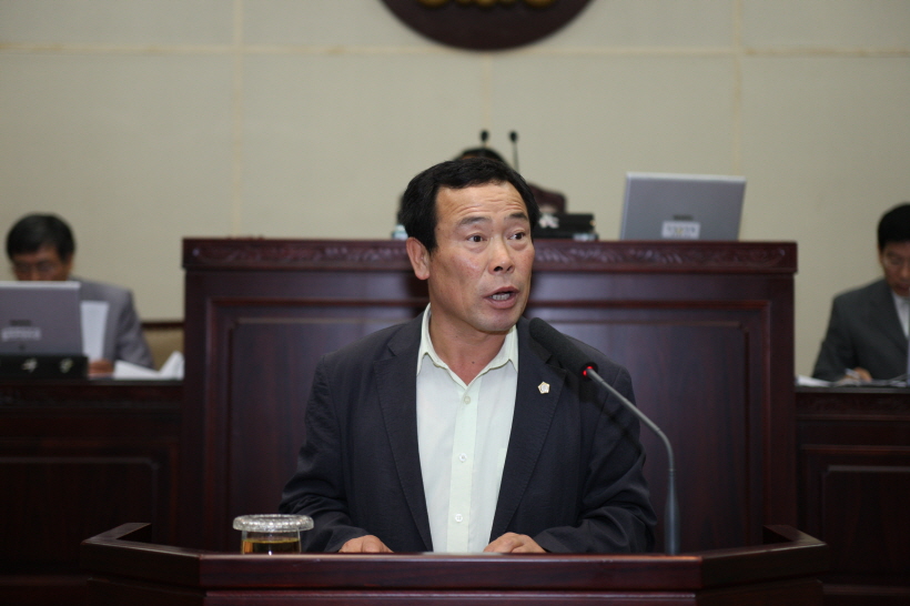 '제100회 정례회 이세찬 운영위원장 시정질문' 게시글의 사진(2)