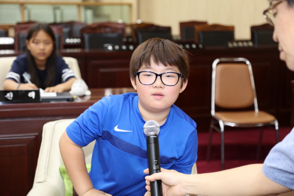 '백성초등학교 4학년 3반 열린의회 참석' 게시글의 사진(2)