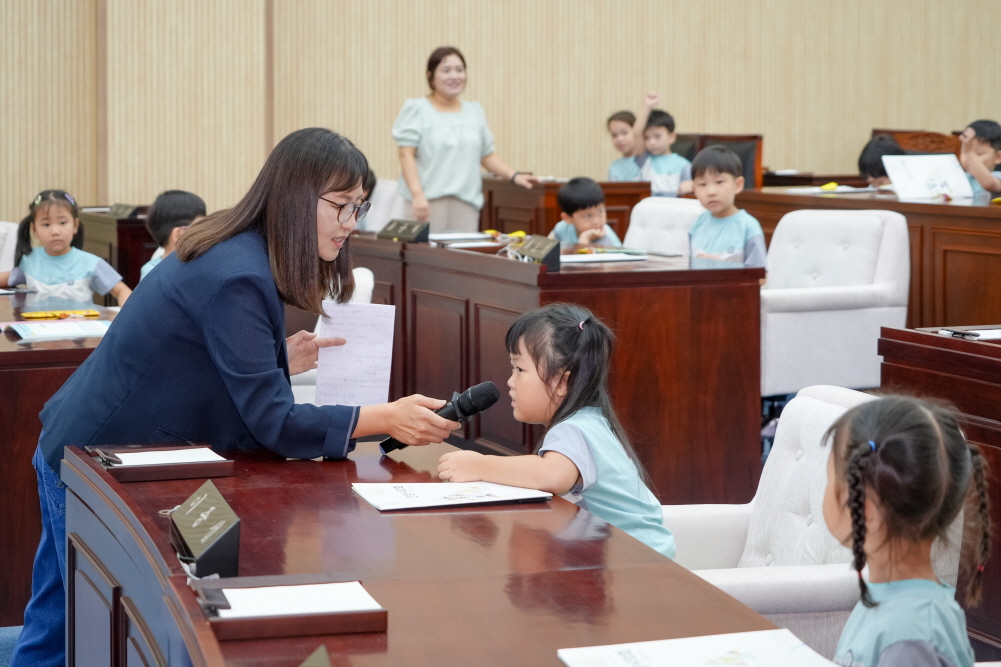 '새롬키즈 어린이집 열린의회 운영교실' 게시글의 사진(25)
