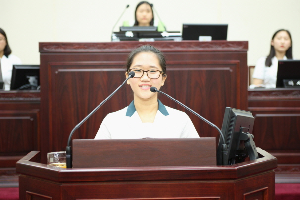 '안성여자고등학교 학생 34명 안성시의회 방문' 게시글의 사진(7)