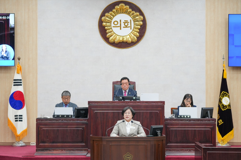 '제237회 안성시의회 임시회 제1차 본회의' 게시글의 사진(5)