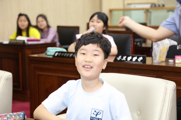 '백성초등학교 4학년 3반 열린의회 참석' 게시글의 사진(7)