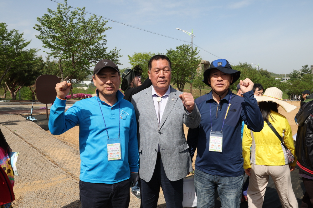 '도시농업 공동체 공공텃밭 개장행사' 게시글의 사진(8)