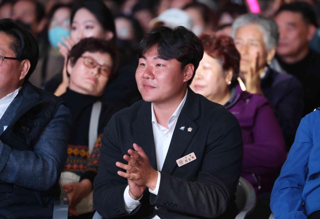 '2023 안성맞춤 남사당 바우덕이축제 폐막식' 게시글의 사진(36)