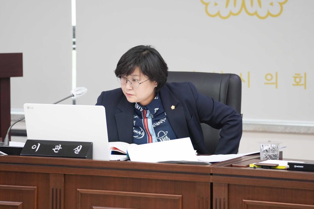 '제223회 안성시의회 임시회 제1차 예산결산특별위원회' 게시글의 사진(11) '제223회 안성시의회 임시회 제1차 예산결산특별위원회' 게시글의 사진(11)