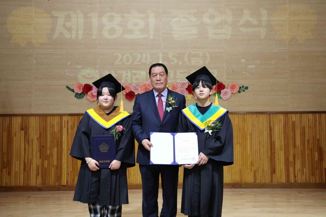 '한겨레 중고등학교 제18회 졸업식' 게시글의 사진(8)